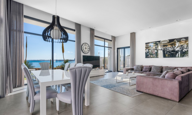 Resale - Villa - Orihuela Costa - Cabo Roig