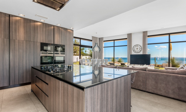 Resale - Villa - Orihuela Costa - Cabo Roig