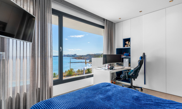 Resale - Villa - Orihuela Costa - Cabo Roig