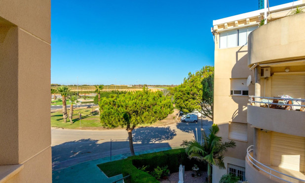 Resale - Apartment / flat - Orihuela Costa - Altos de Campoamor