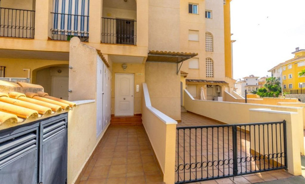 Resale - Apartment / flat - Orihuela Costa - Campoamor