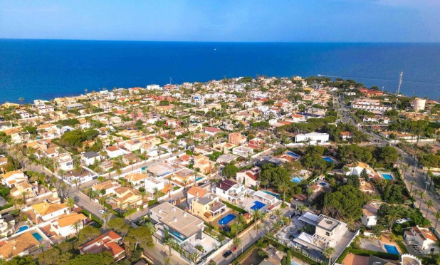 Resale - Villa - Cabo Roig - Costa blanca