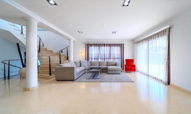 Resale - Villa - Cabo Roig - Costa blanca