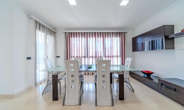 Resale - Villa - Cabo Roig - Costa blanca