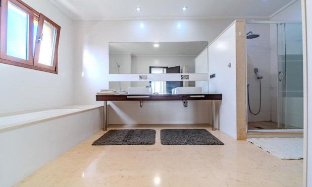 Resale - Villa - Cabo Roig - Costa blanca