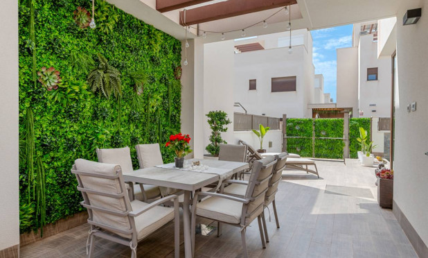 Resale - Villa - Ciudad Quesada