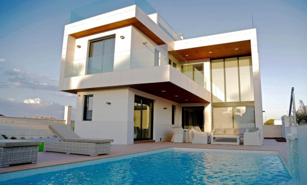 Obra nueva - Villa - Orihuela Costa - Campoamor