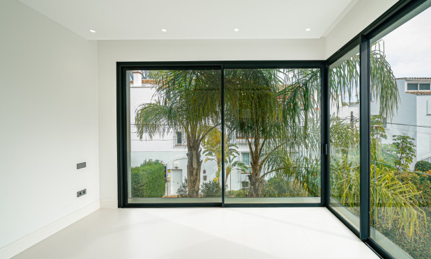 Nowy budynek - Villa - Marbella