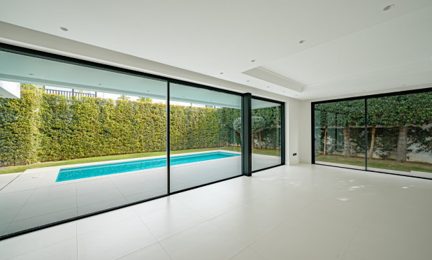 Nowy budynek - Villa - Marbella