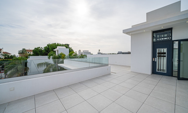 Nowy budynek - Villa - Marbella