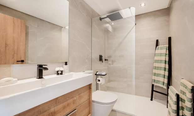 Neue Gebäude - Stadthaus - Cerros del Lago