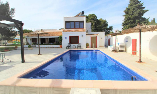 Wiederverkauf - Villa - Orihuela Costa - Lomas de Cabo Roig