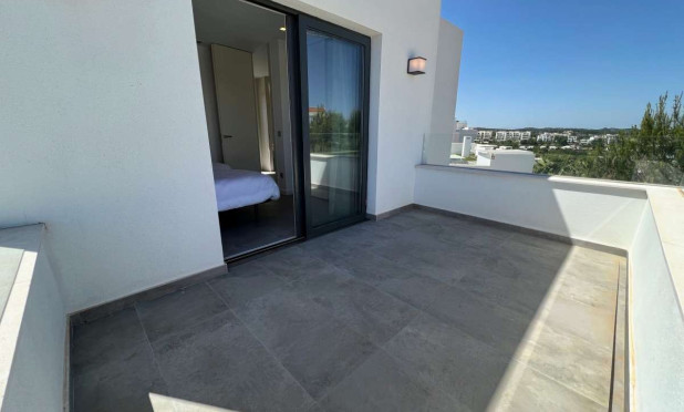 Resale - Villa - Orihuela - Las Colinas Golf