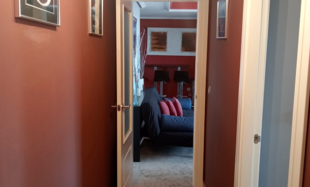 Resale - Apartment / flat - Benidorm - Levante