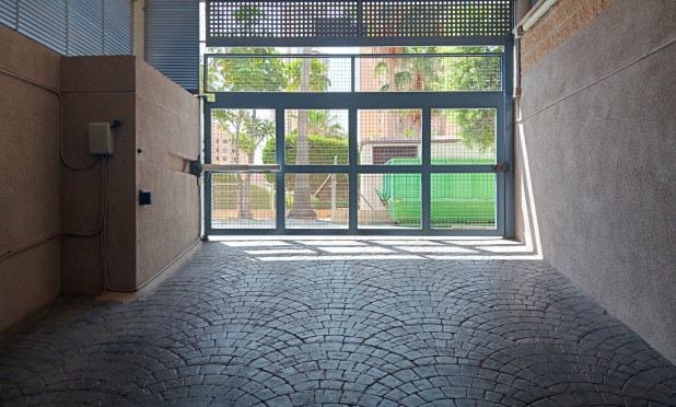 Resale - Apartment / flat - Benidorm - Levante