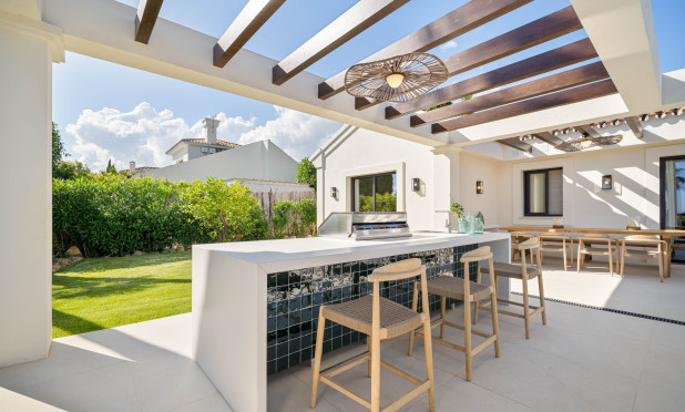 Nowy budynek - Villa - Marbella