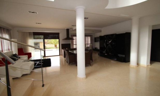 Resale - Villa - Orihuela Costa - Cabo Roig