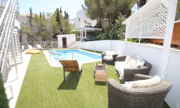 Resale - Villa - Orihuela Costa - Campoamor