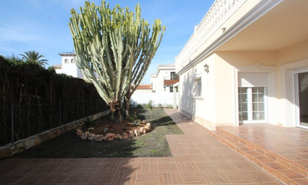 Herverkoop - Villa - Orihuela Costa - Cabo Roig