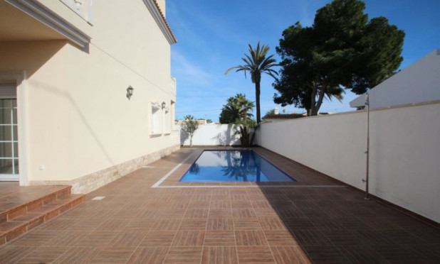 Revente - Villa - Orihuela Costa - Cabo Roig