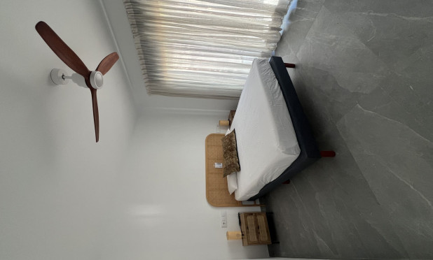 Nowy budynek - Kamienica - Polop