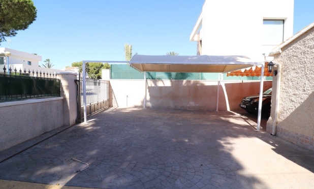 Revente - Villa - Orihuela Costa - Punta Prima