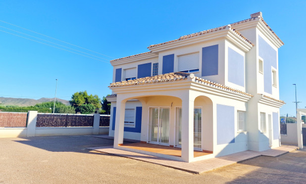 Neue Gebäude - Villa - Purias