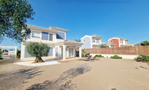 Nowy budynek - Villa - Purias