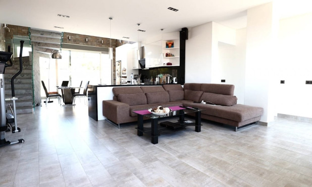 Reventa - Villa - Torrevieja - Los Angeles