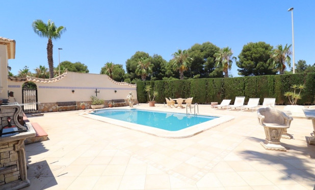 Resale - Villa - Orihuela Costa - Las Ramblas