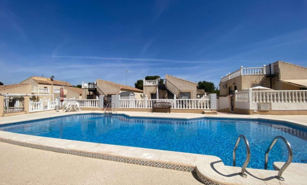 Herverkoop - Villa - Torrevieja - Los Balcones