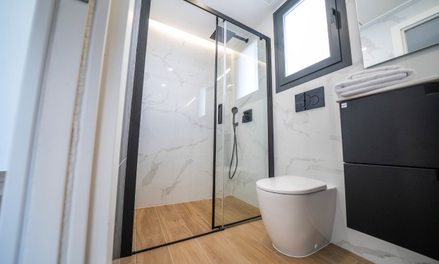 Neue Gebäude - Stadthaus - Algorfa