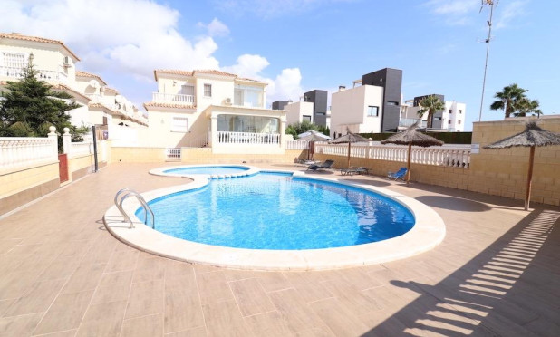 Herverkoop - Villa - Orihuela Costa - Lomas de Cabo Roig