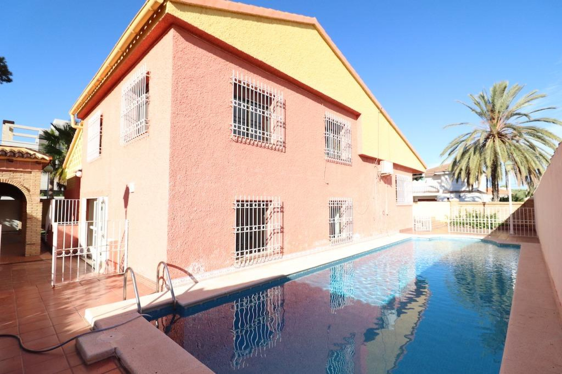 Herverkoop - Villa - Cabo Roig - MUY CERCA DE LA PLAYA