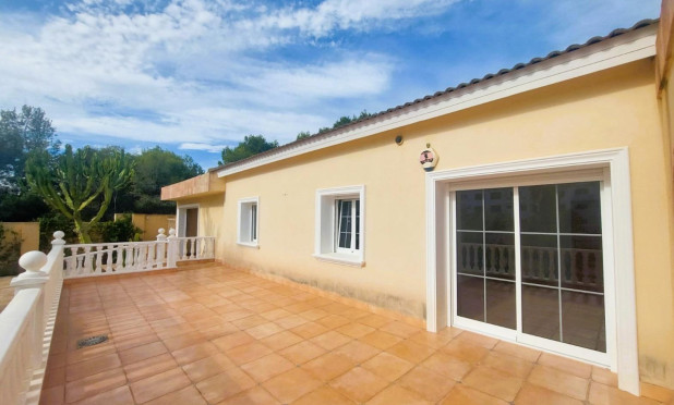 Resale - Villa - Orihuela Costa - Las Filipinas