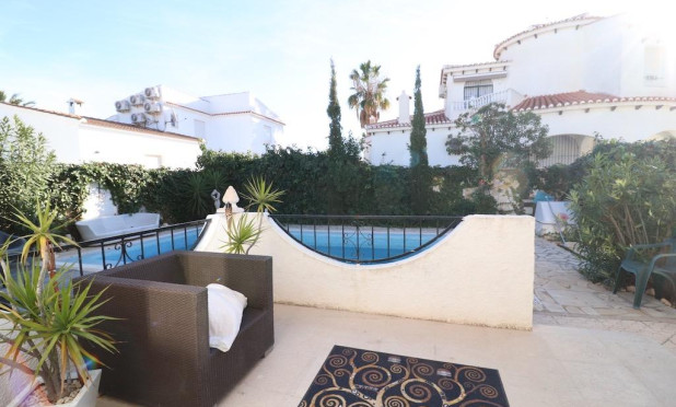 Resale - Villa - Orihuela Costa - La Zenia