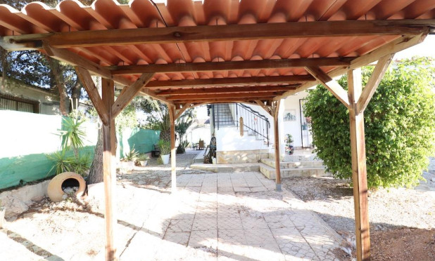 Resale - Villa - Orihuela Costa - La Zenia