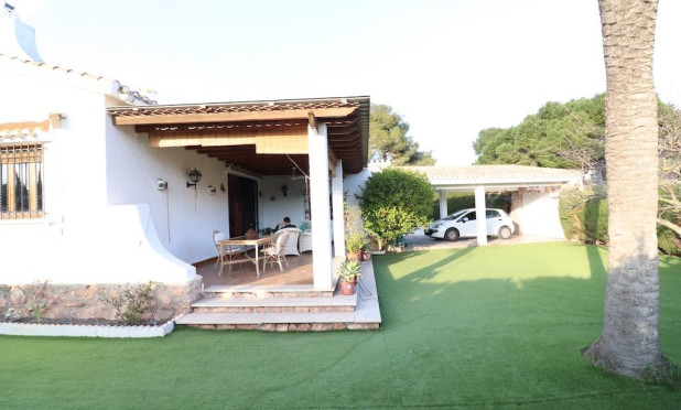 Reventa - Villa - Orihuela Costa - Altos de Campoamor