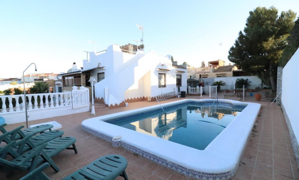 Revente - Villa - Torrevieja - Los Balcones