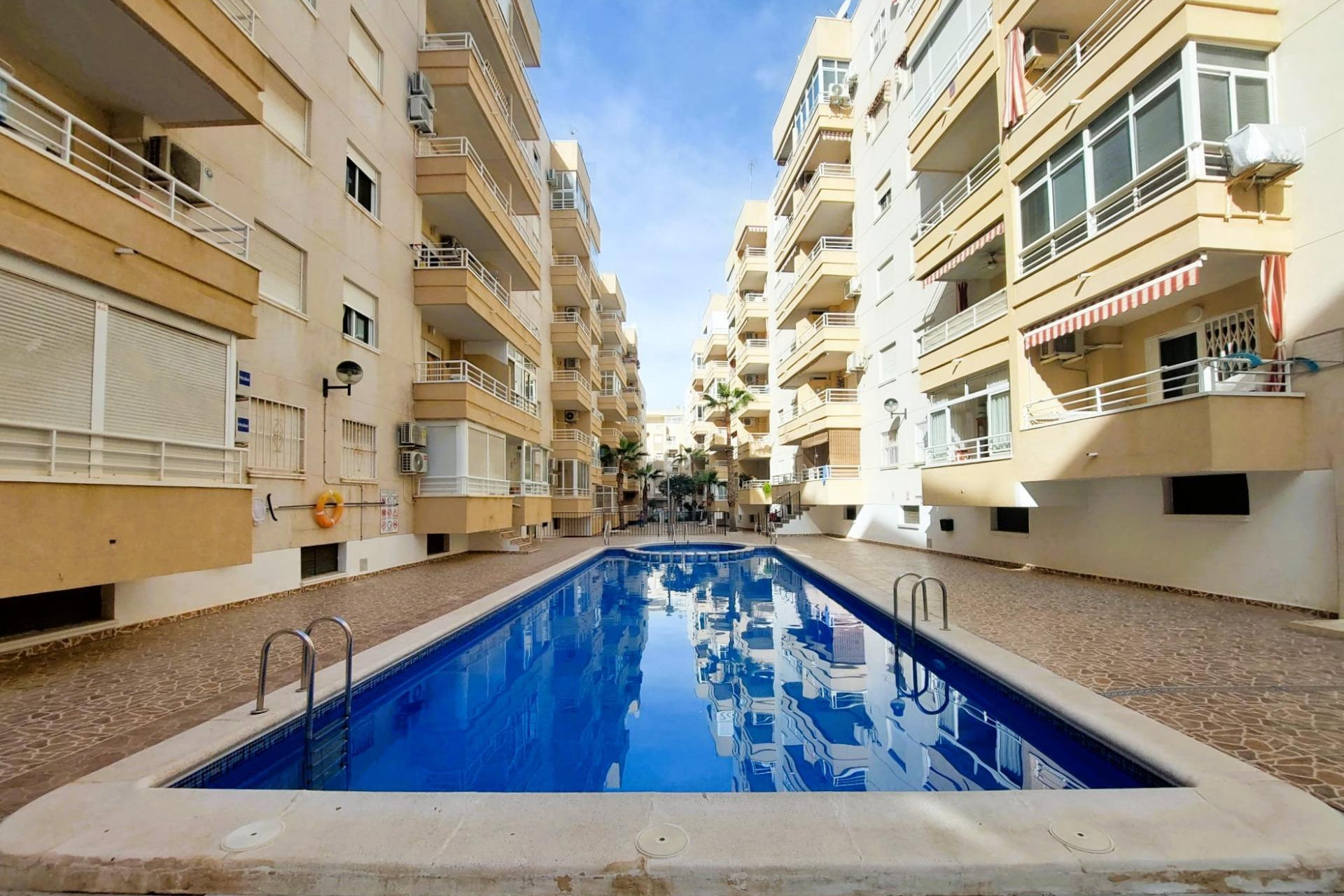 Wiederverkauf - Wohnung - Torrevieja - Centro