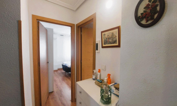 Herverkoop - Appartement / flat - Torrevieja - Centro