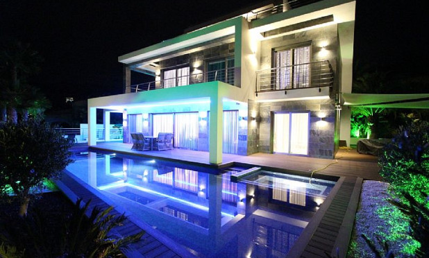 Nowy budynek - Villa - Calpe