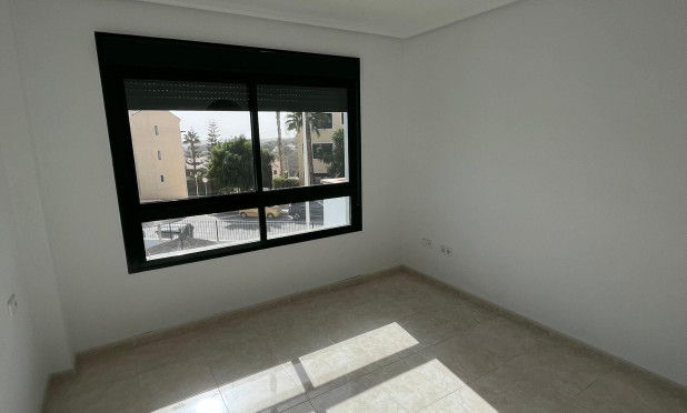Obra nueva - Apartamento / piso - Orihuela Costa