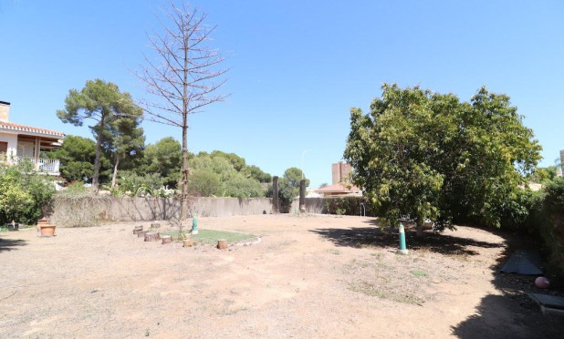 Resale - Plot / Land - Orihuela Costa - Altos de Campoamor