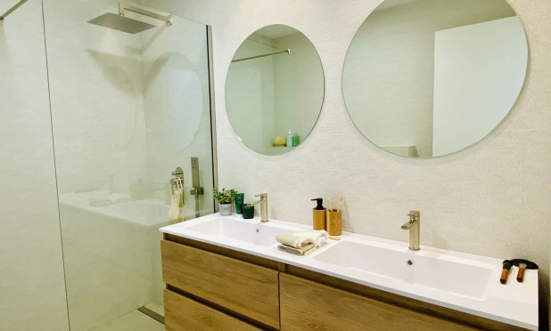 Nouvelle construction - Maison de ville - Pilar de la Horadada