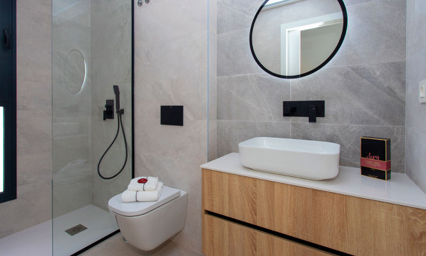 Nowy budynek - Kamienica - Sucina