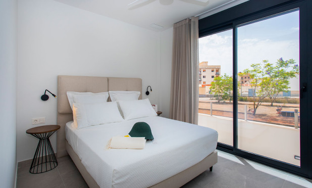 Nowy budynek - Kamienica - Sucina