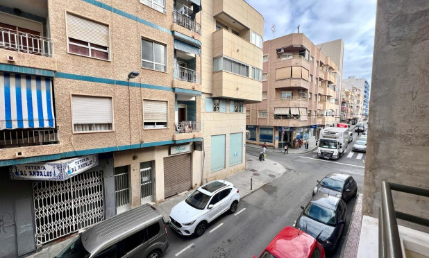 Wiederverkauf - Wohnung - Torrevieja - Centro