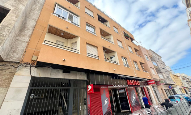 Wiederverkauf - Wohnung - Torrevieja - Centro