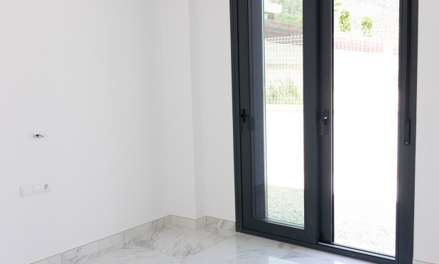 Neue Gebäude - Villa - Polop